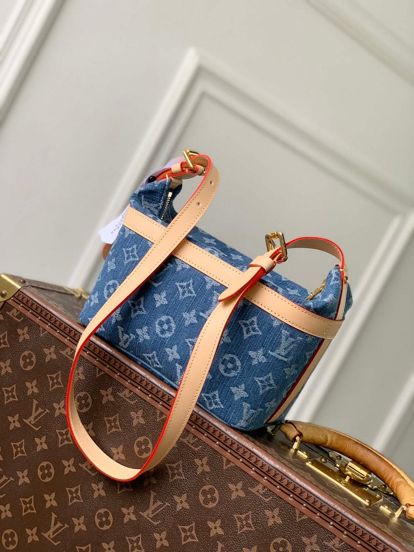 LV M27945 Louis Vuitton Cruiser Toiletry Bag Blue Denim