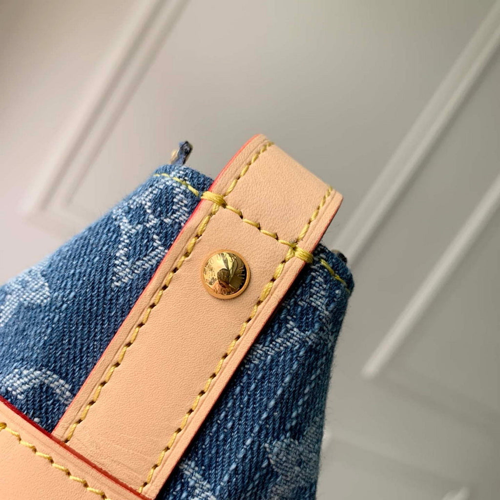 LV M27945 Louis Vuitton Cruiser Toiletry Bag Blue Denim