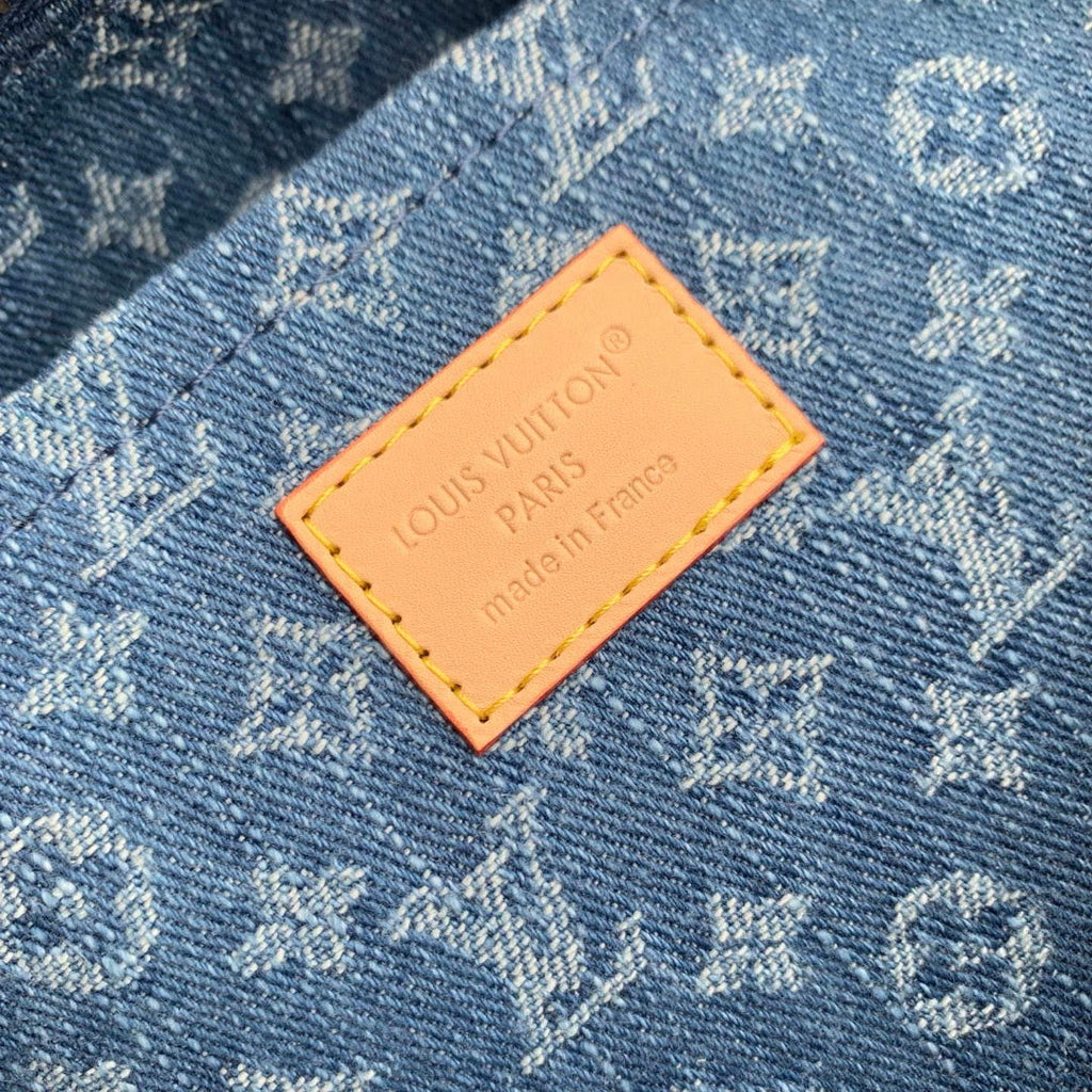 LV M27945 Louis Vuitton Cruiser Toiletry Bag Blue Denim