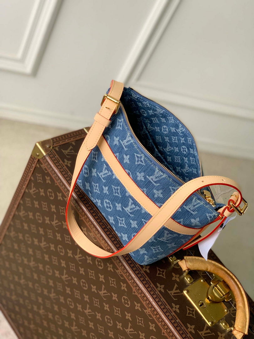 LV M27945 Louis Vuitton Cruiser Toiletry Bag Blue Denim