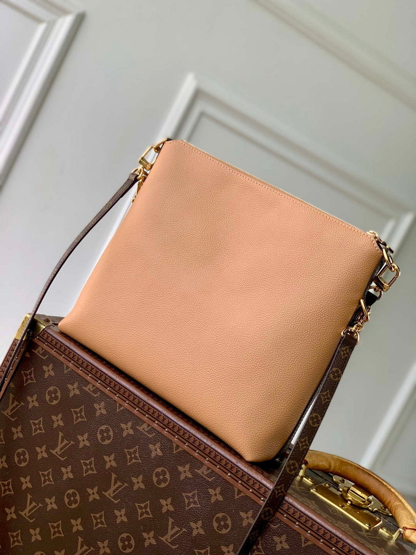 LV M28029 Louis Vuitton Multipass Handbag Arizona Beige