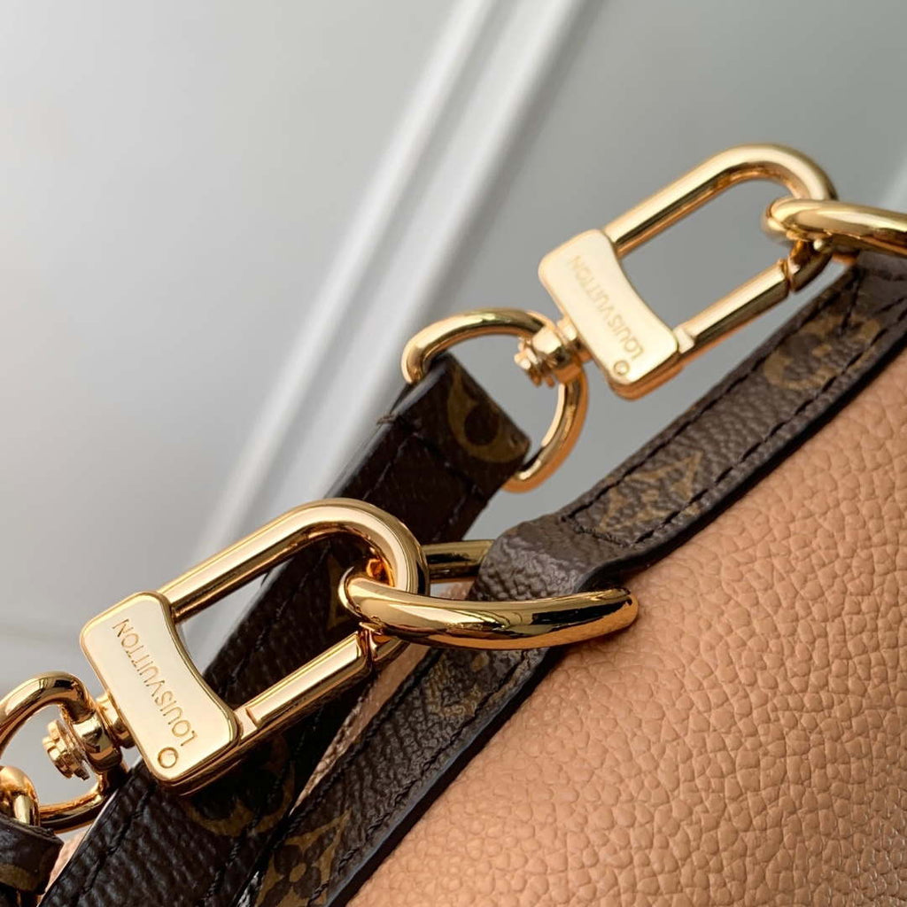 LV M28029 Louis Vuitton Multipass Handbag Arizona Beige