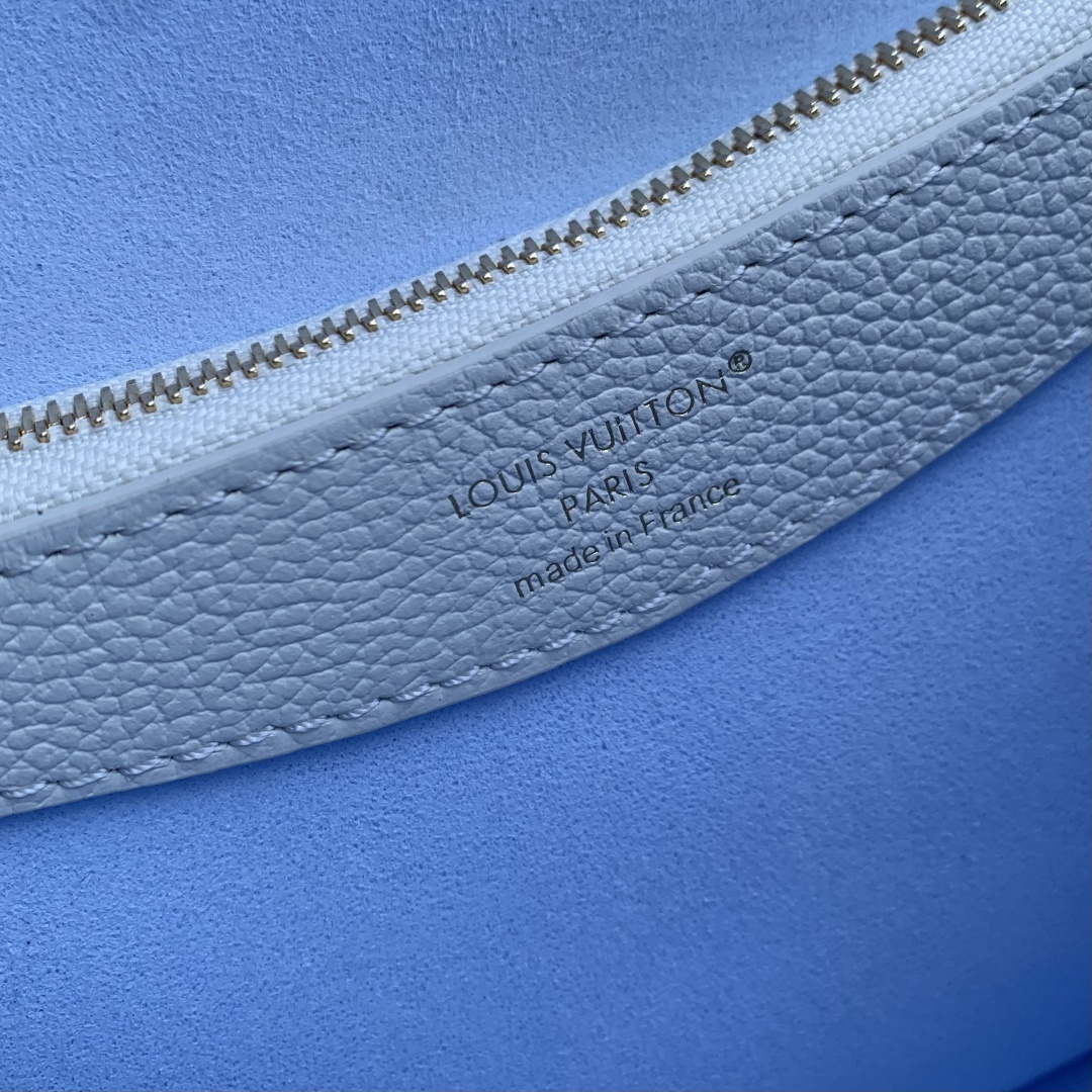LV M28054 Louis Vuitton Diane Handbag Milky White/Blue