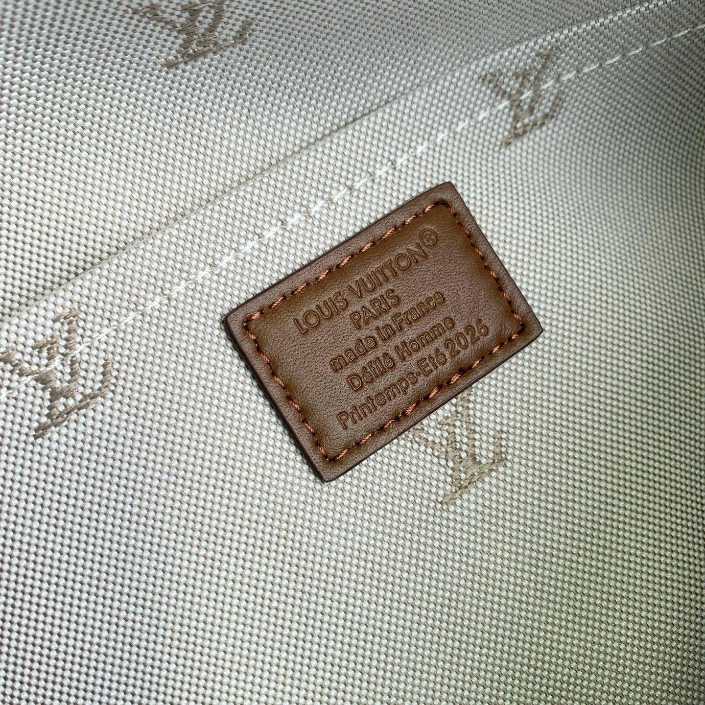 LV M28100 Louis Vuitton Keepall Cargo Bandoulière 35 Bag Caramel
