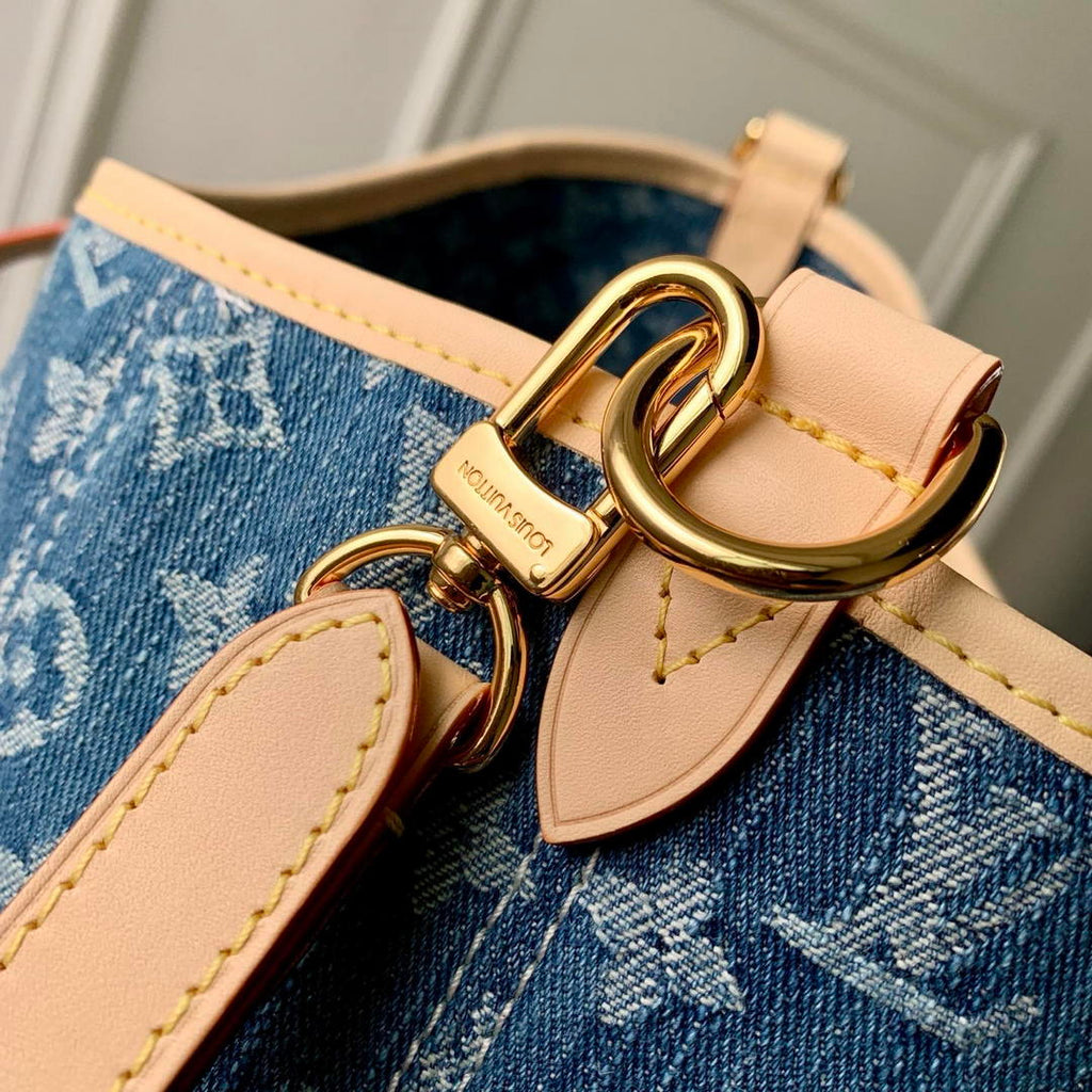 LV LV M28287 Louis Vuitton CarryAll Cargo PM Bag Blue Denim