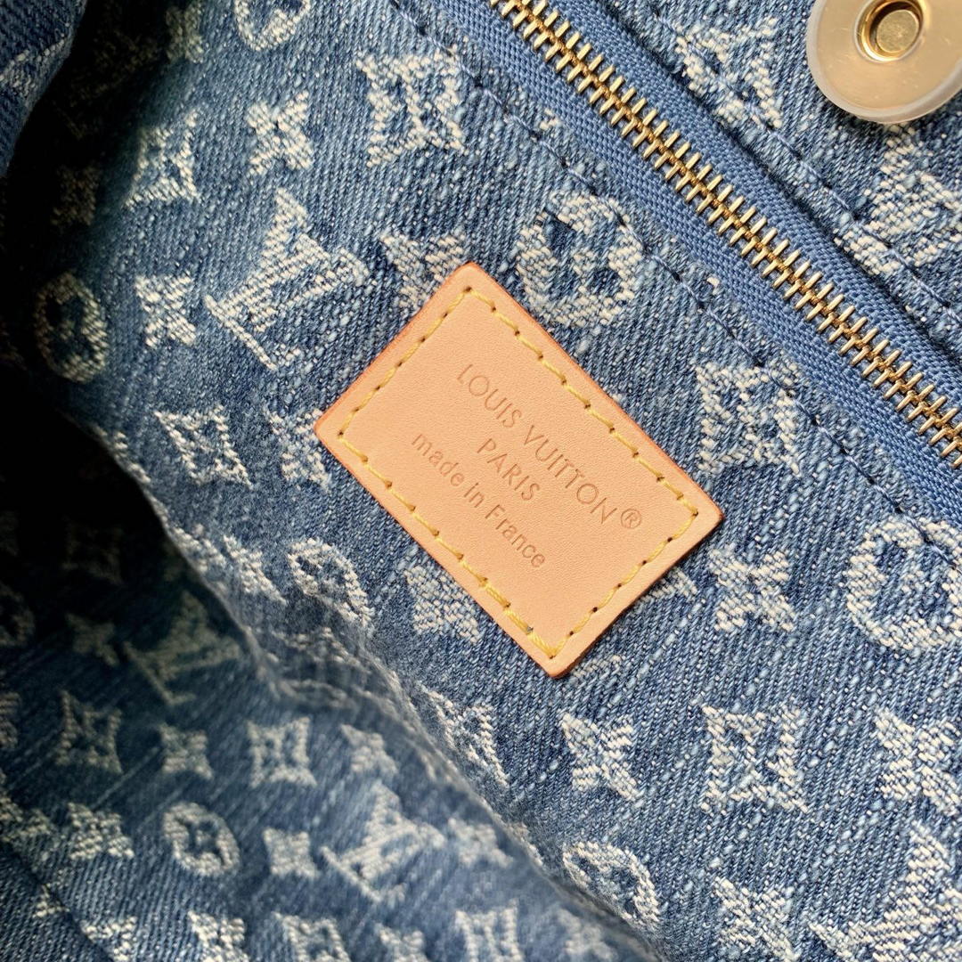 LV LV M28287 Louis Vuitton CarryAll Cargo PM Bag Blue Denim