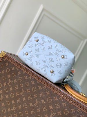 LV M28885 Louis Vuitton Bella Handbag Bleu Olympe - Default Title - View 4