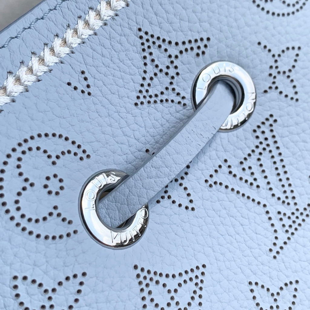 LV M28885 Louis Vuitton Bella Handbag Bleu Olympe