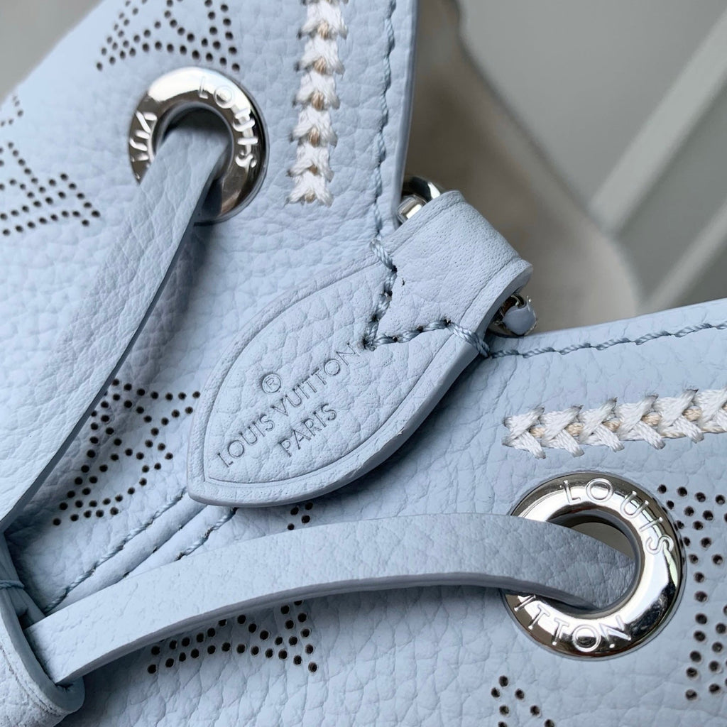 LV M28885 Louis Vuitton Bella Handbag Bleu Olympe