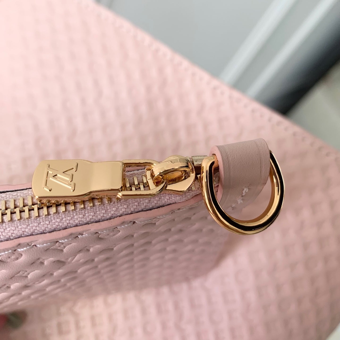 LV M28886 Louis Vuitton All In BB Bag Light Bliss