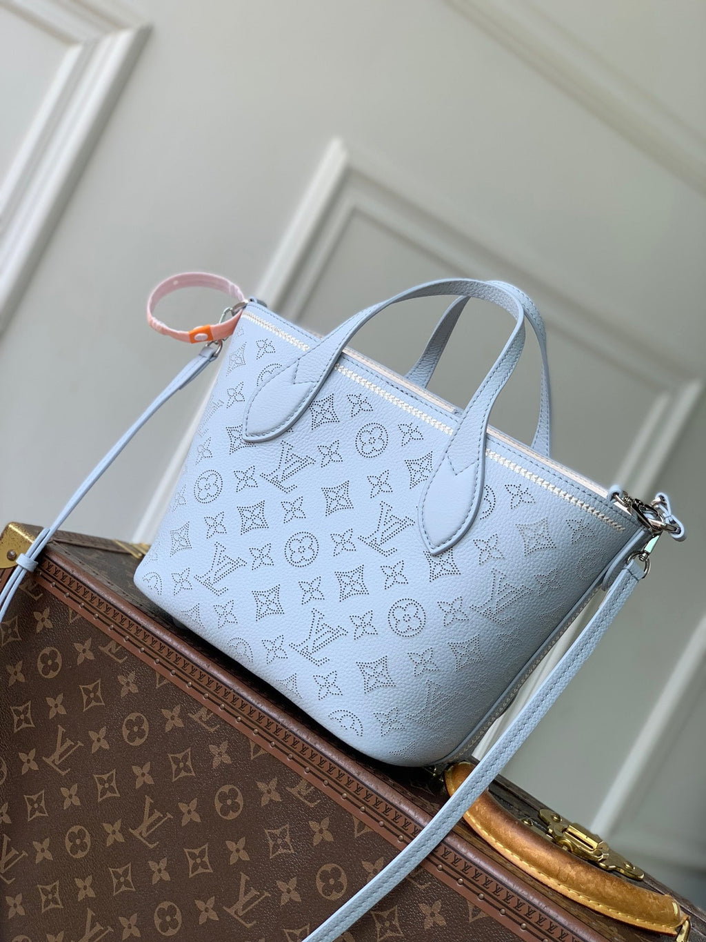 LV M29375 Louis Vuitton Blossom PM Handbag Bleu Olympe