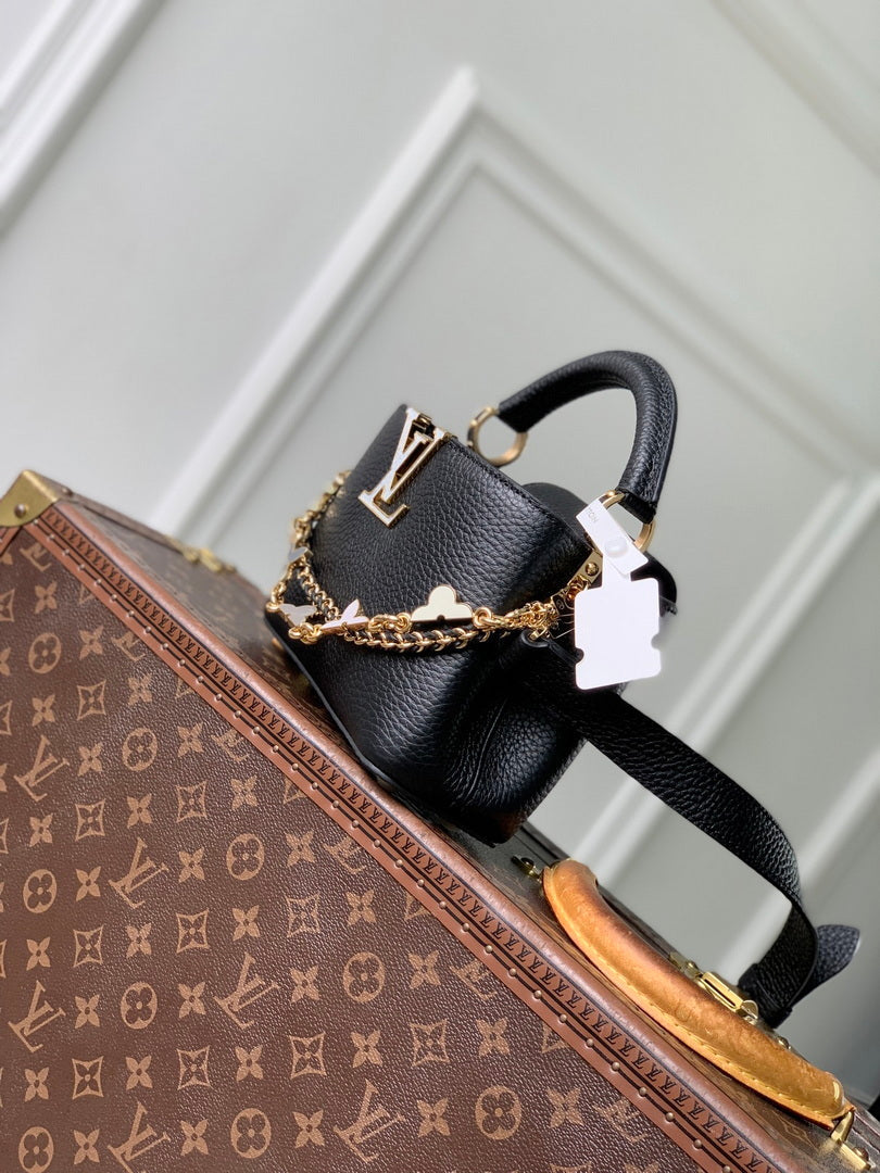 LV M29608 Louis Vuitton Capucines Mini Bag Taurillon Leather Black