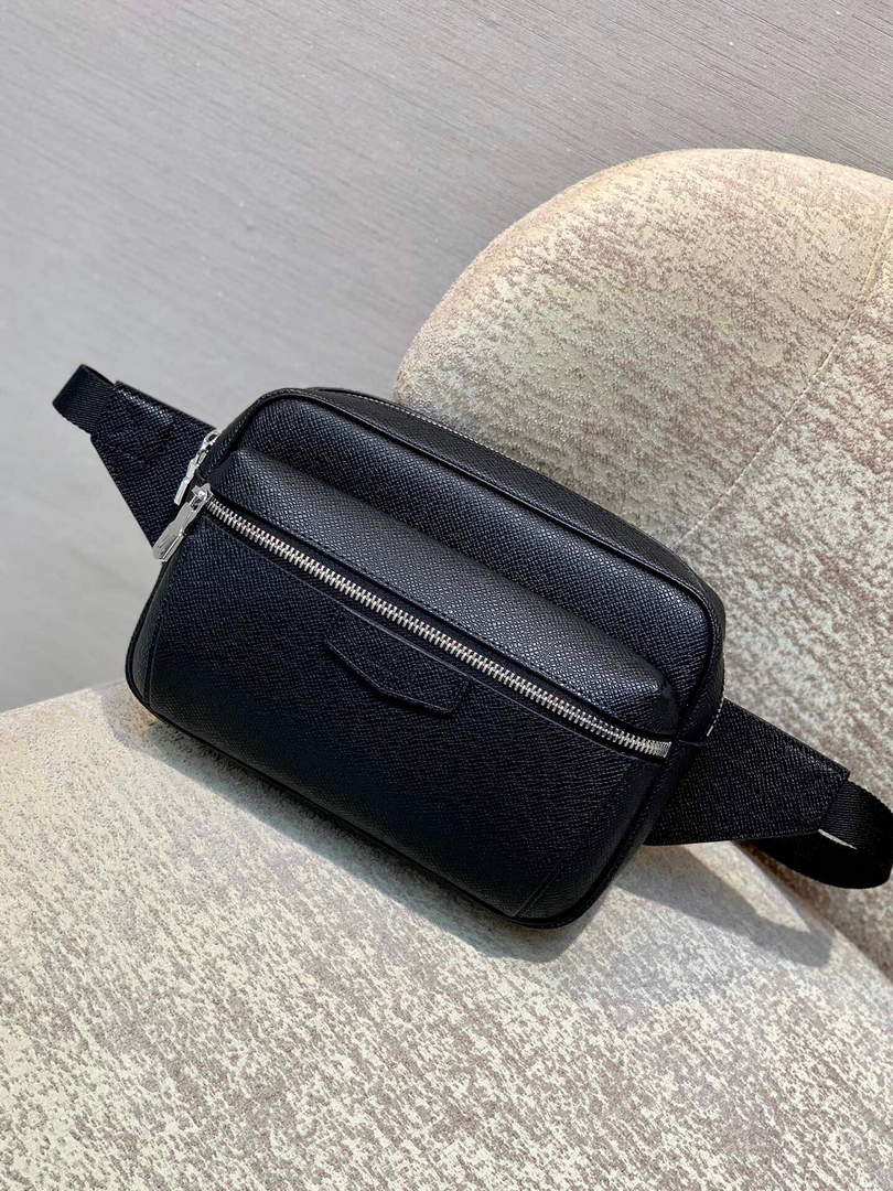 LV M30245 Louis Vuitton Outdoor Bumbag Black - Default Title - View 1