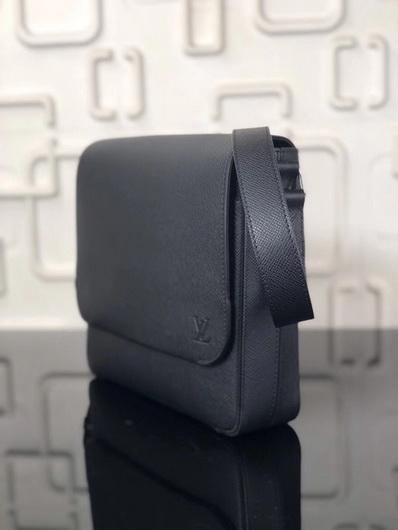 LV M30360 Louis Vuitton Roman pm taiga M30362 Bag M32726 Black - Voguebags