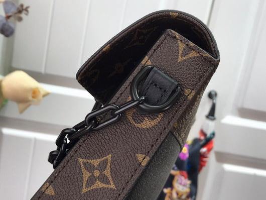 LV M30583 Louis Vuitton Pochette Voyage Steamer Bag Black - luxibagsmall