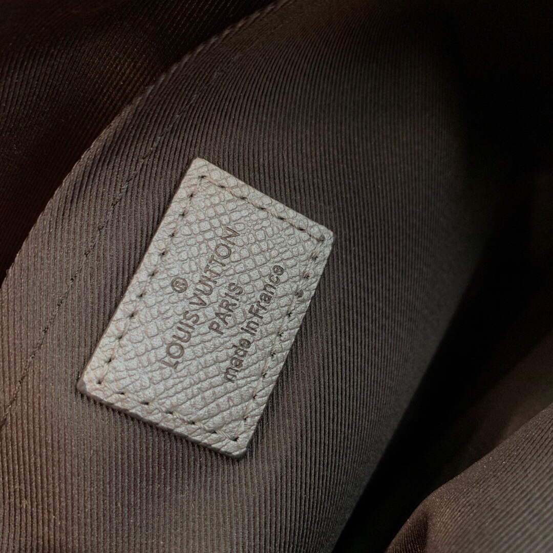 LV M30830 Louis Vuitton Outdoor Messenger Silver - Default Title - View 9