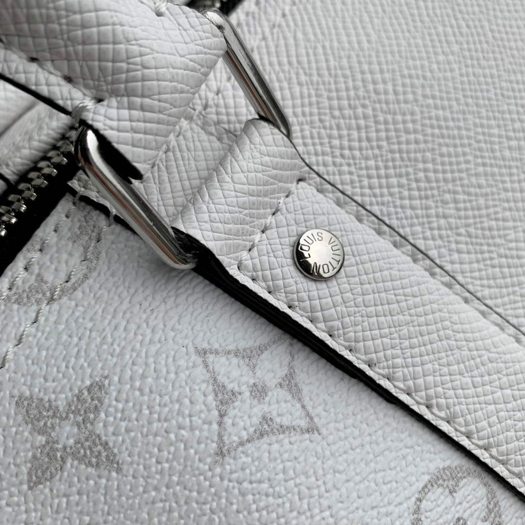 LV M30885 Louis Vuitton Keepall Bandouliere 50 Bag Optic White