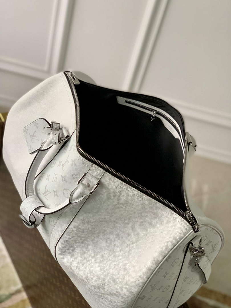 LV M30885 Louis Vuitton Keepall Bandouliere 50 Bag Optic White