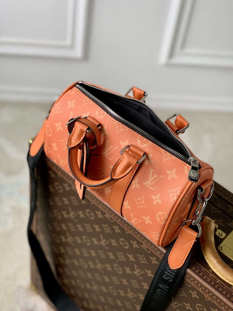 LV M31044 Louis Vuitton Keepall Bandouliere 25 Bag Tangerine