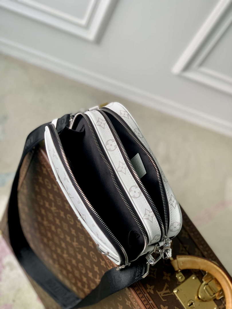LV M31069 Louis Vuitton M14073 Alpha Messenger Bag Optic White