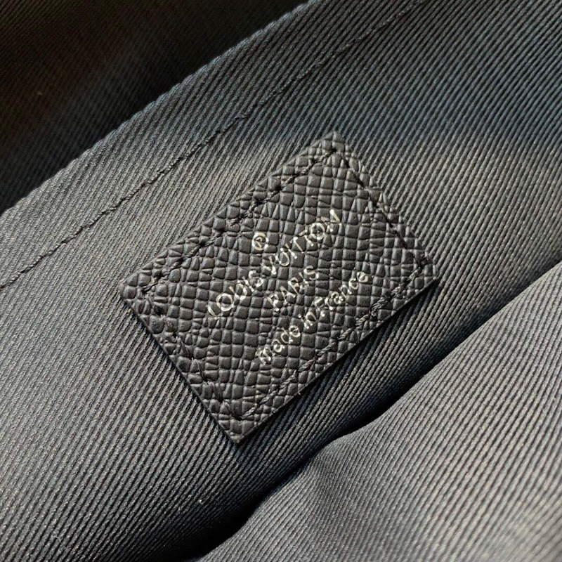 LV M33435 Louis Vuitton Outdoor Messenger PM Bag Black - Default Title - View 7