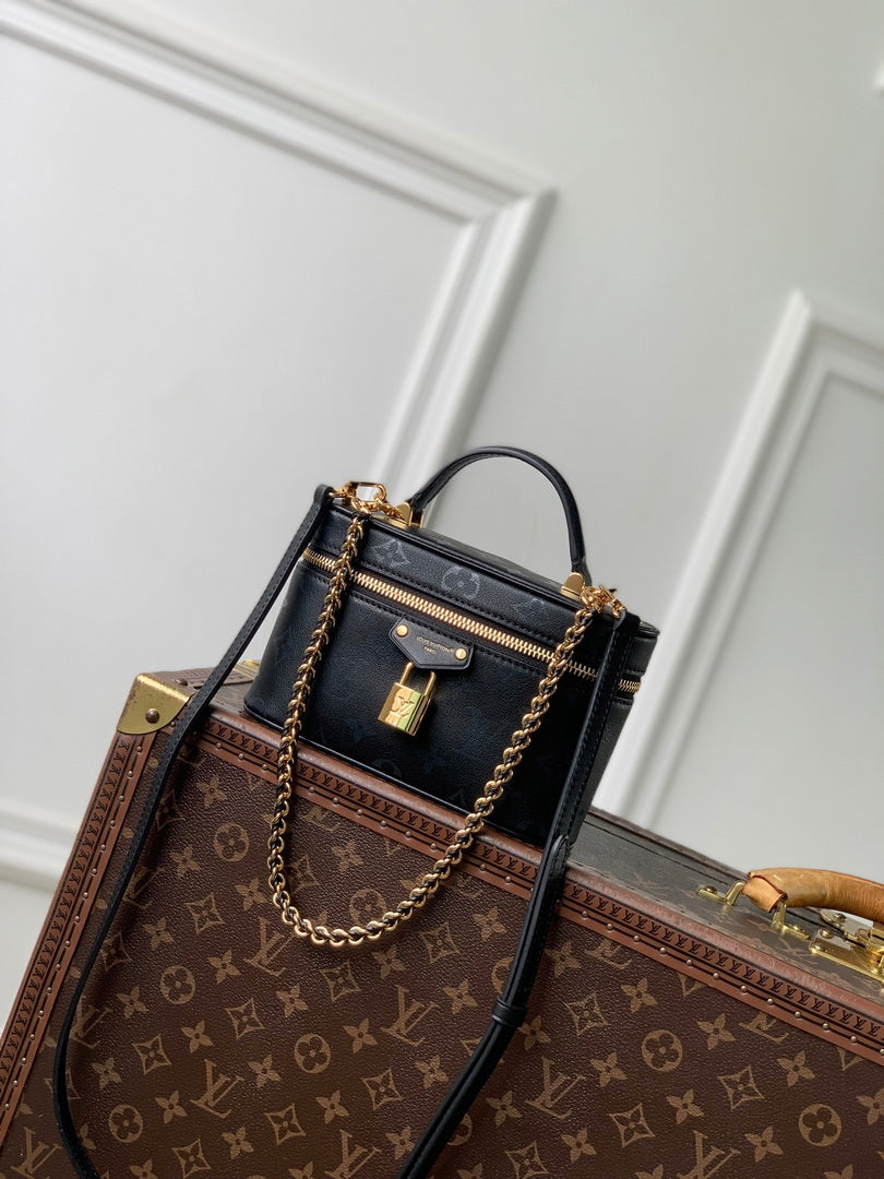 LV M3A372 Louis Vuitton Vanity Chain Pouch Bag Black