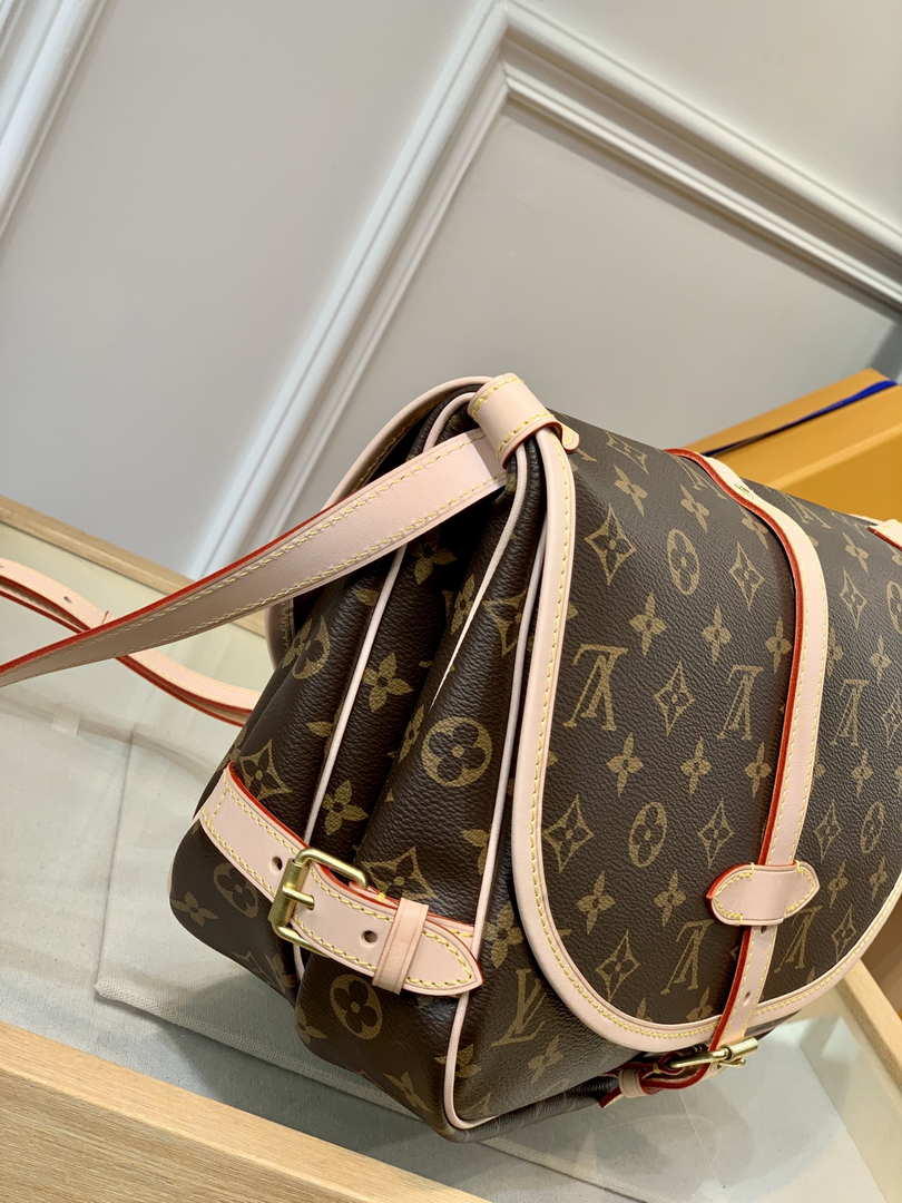 LV M40710 Louis Vuitton Saumur Messenger Monogram Bag - Default Title - View 4