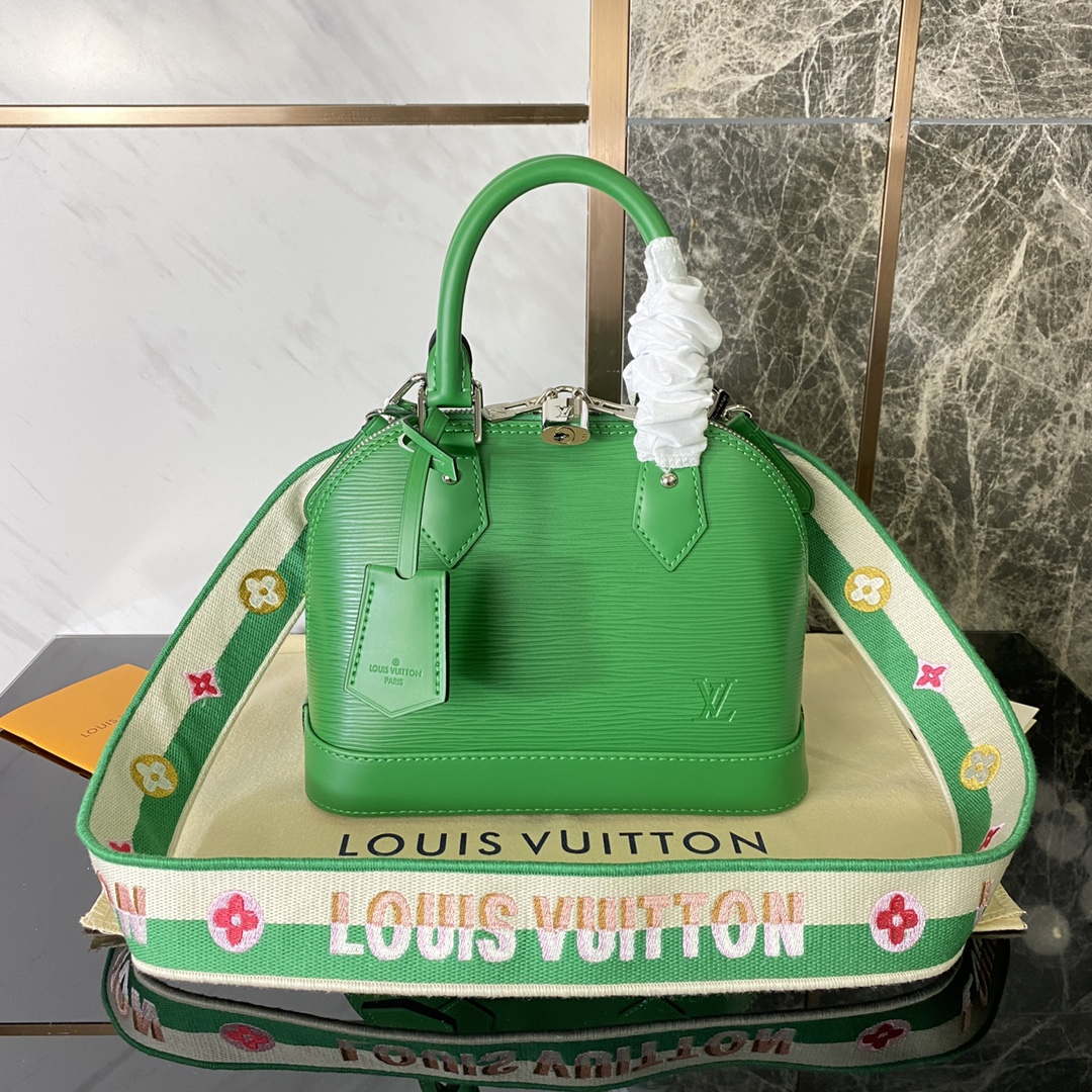 LV M40862 Louis Vuitton Alma BB Epi Handbag Green - Default Title - View 1