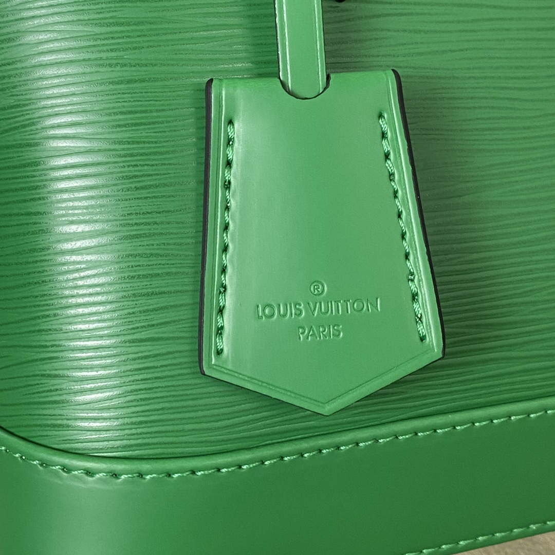 LV M40862 Louis Vuitton Alma BB Epi Handbag Green - Default Title - View 5