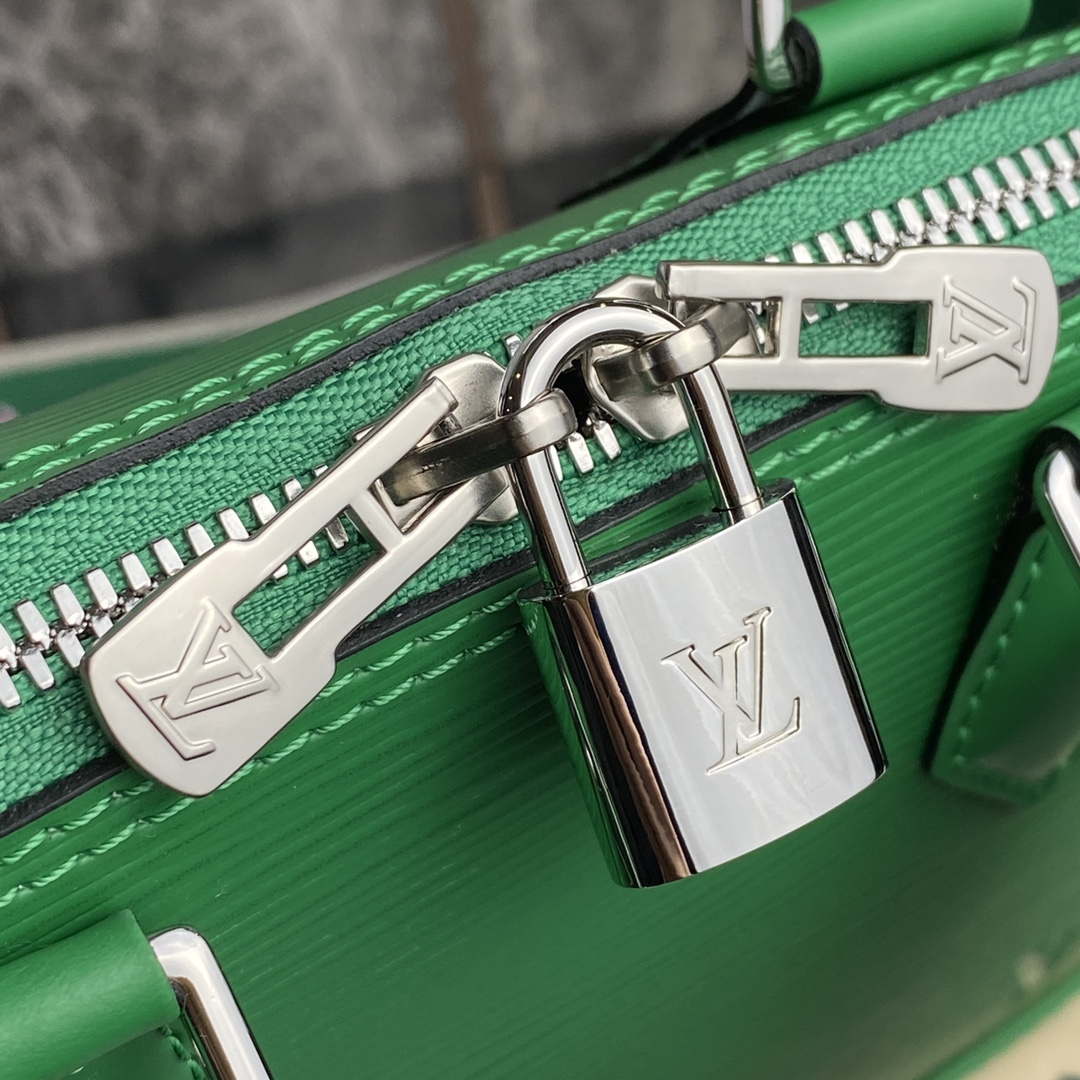 LV M40862 Louis Vuitton Alma BB Epi Handbag Green - Default Title - View 7