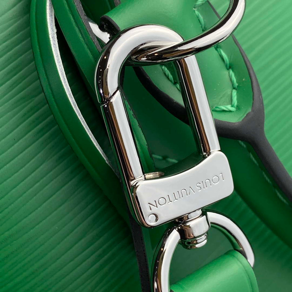 LV M40862 Louis Vuitton Alma BB Epi Handbag Green