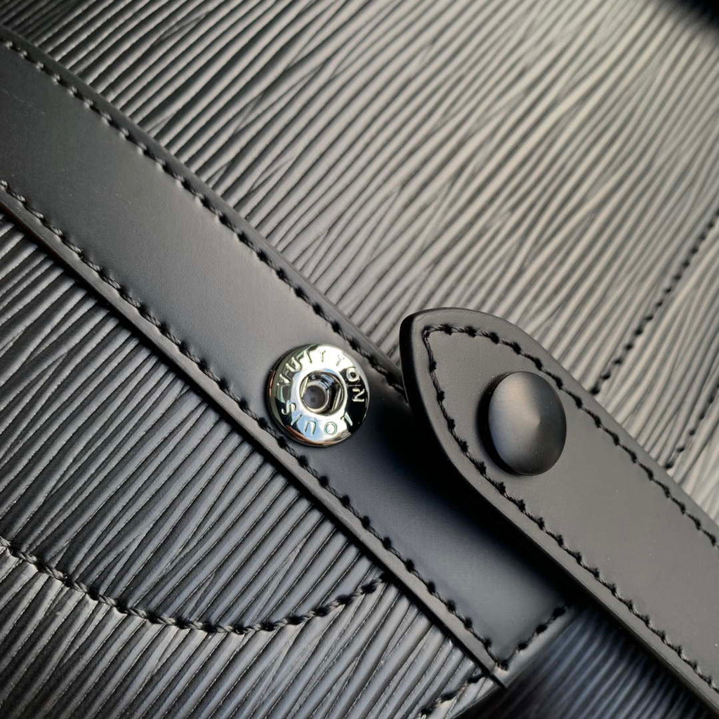 LV M41079 Louis Vuitton Christopher MM Epi Black With Yellow Logo
