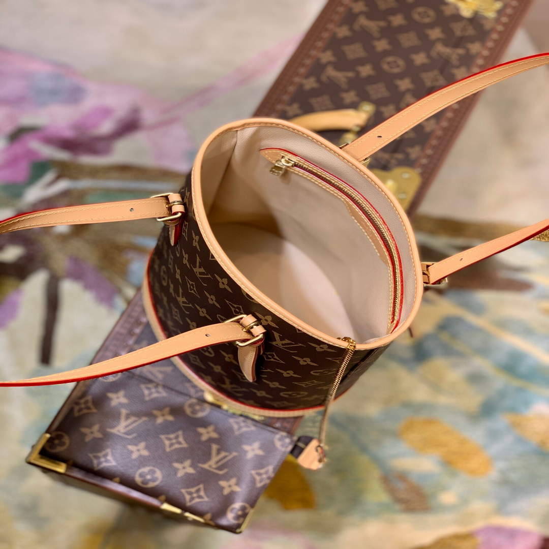 LV M41994 Louis Vuitton Vintage Monogram Canvas Bucket Bag