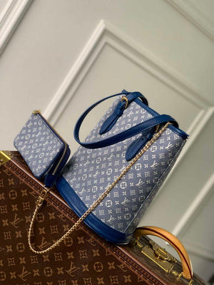 LV M42238 Louis Vuitton Bucket PM Tote Bag Blue - Default Title - View 2