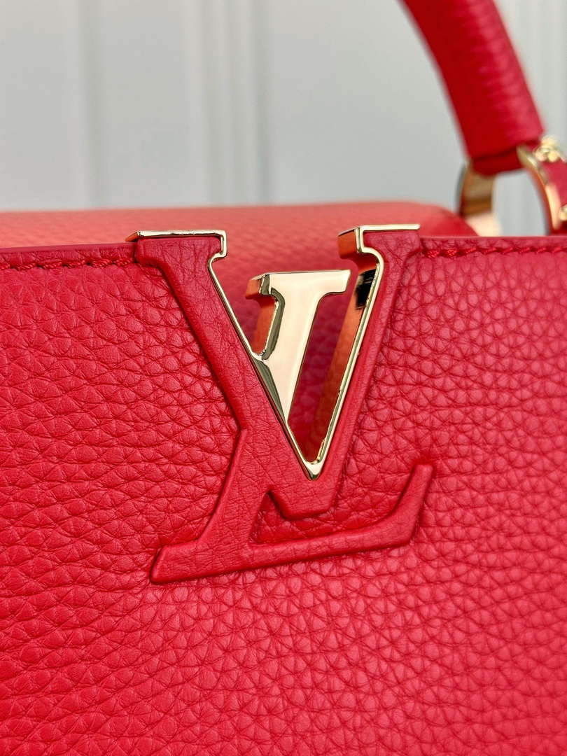 LV M43935 Louis Vuitton Capucines MM Taurillon Handbag Red - Default Title - View 9