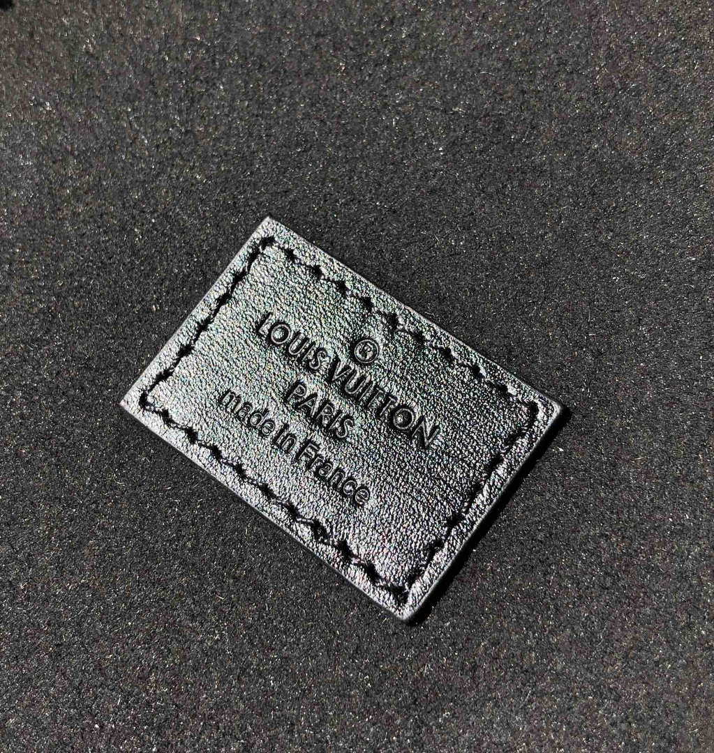 LV M43986 Louis Vuitton Cannes Monogram Reverse canvas Bag - Default Title - View 9