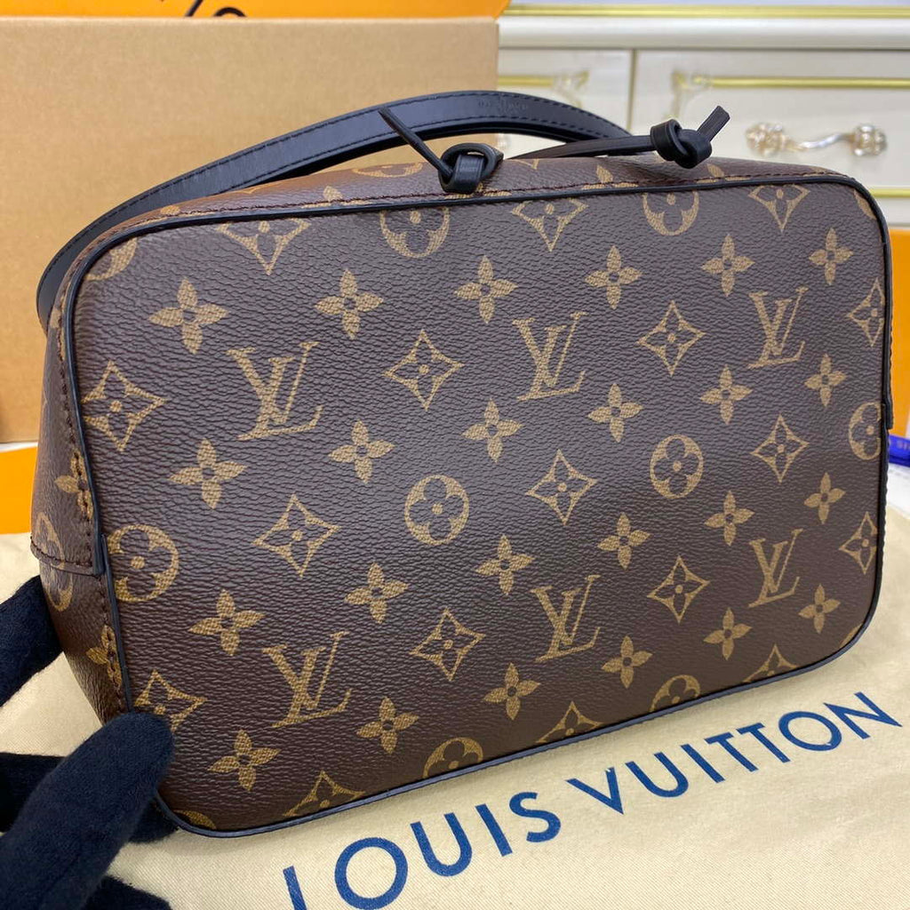 LV M44020 Louis Vuitton N¨¦ONO¨¦ MM Bag Monogram Black