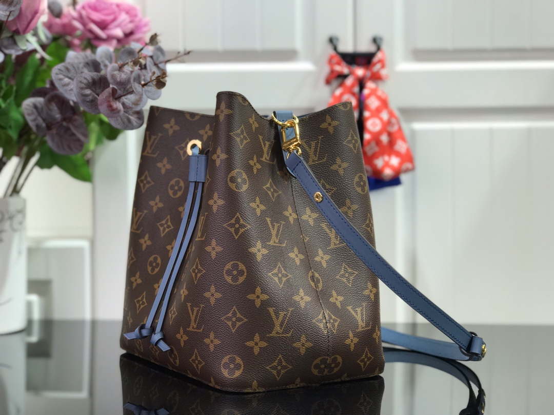 LV M44021 Louis Vuitton N¨¦ONO¨¦ MM Bag Monogram Blue