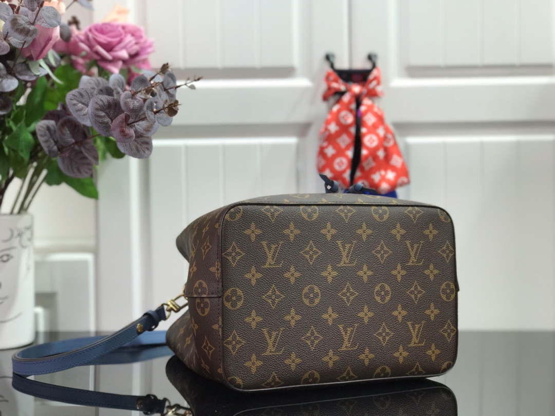 LV M44021 Louis Vuitton N¨¦ONO¨¦ MM Bag Monogram Blue