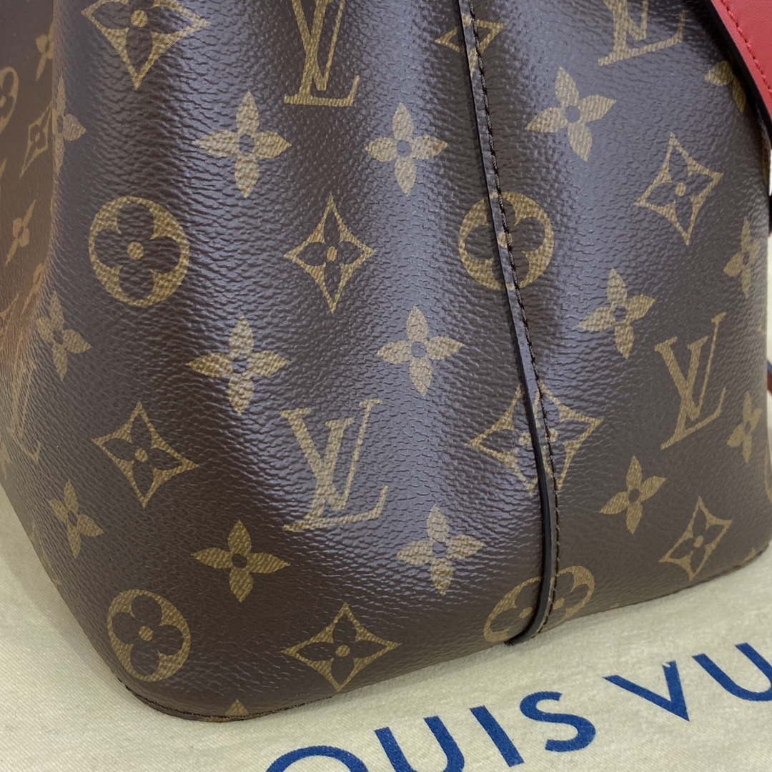 LV M44021 Louis Vuitton N¨¦ONO¨¦ MM Bag Monogram Red