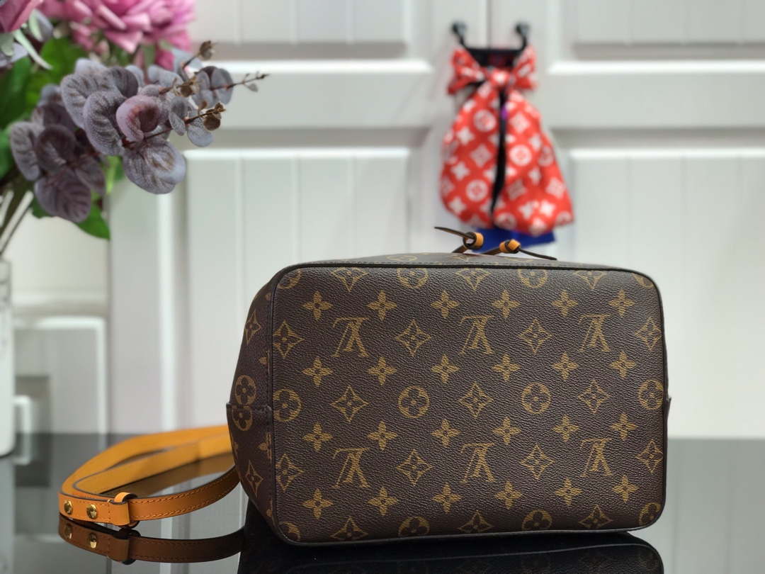 LV M44021 Louis Vuitton N¨¦ONO¨¦ MM Bag Monogram Yellow