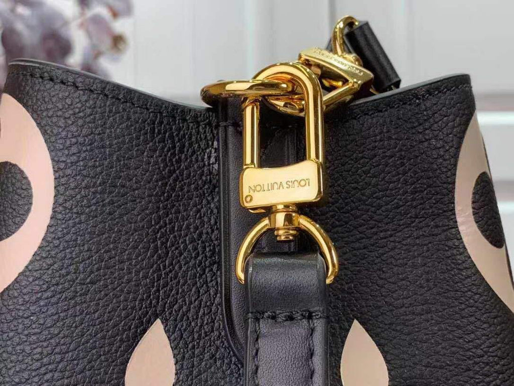 LV M44022 Louis Vuitton M45497 N¨¦ONO¨¦ Shoulder Bag Black - luxibagsmall