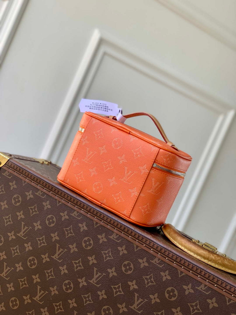LV M44495 Louis Vuitton Nice Mini Beauty Case Orange