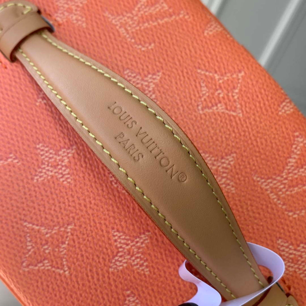 LV M44495 Louis Vuitton Nice Mini Beauty Case Orange