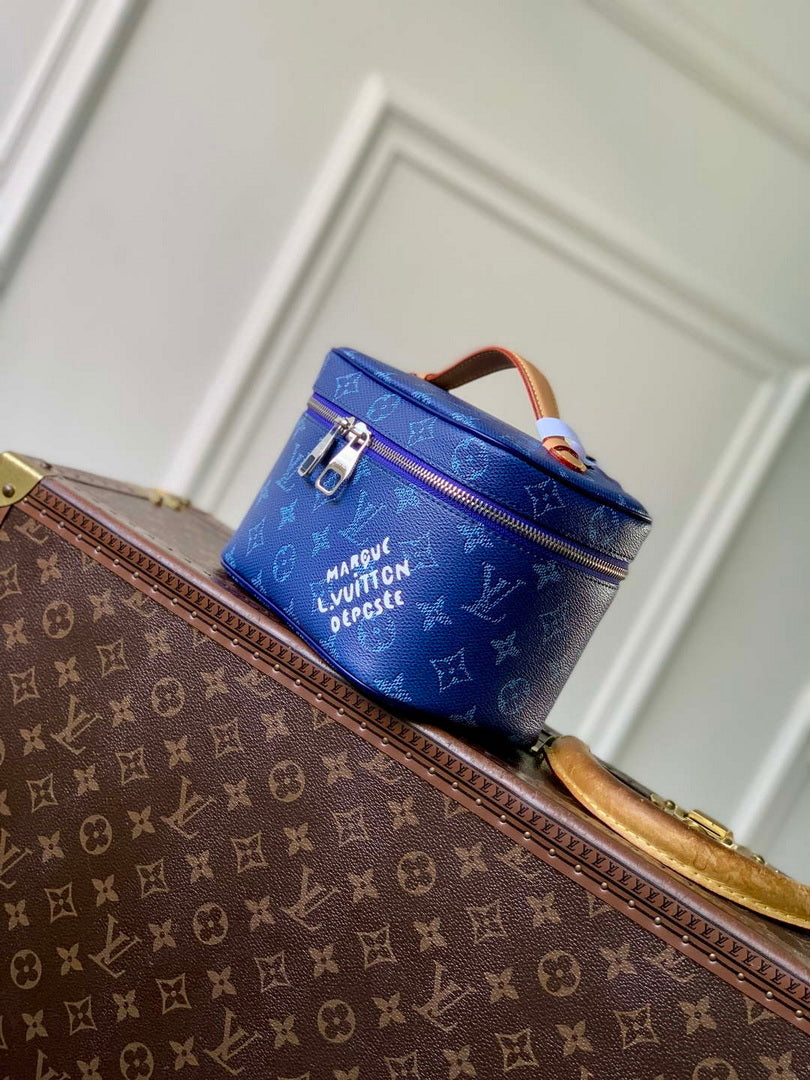 LV M44495 Louis Vuitton Nice Mini Beauty Case Blue