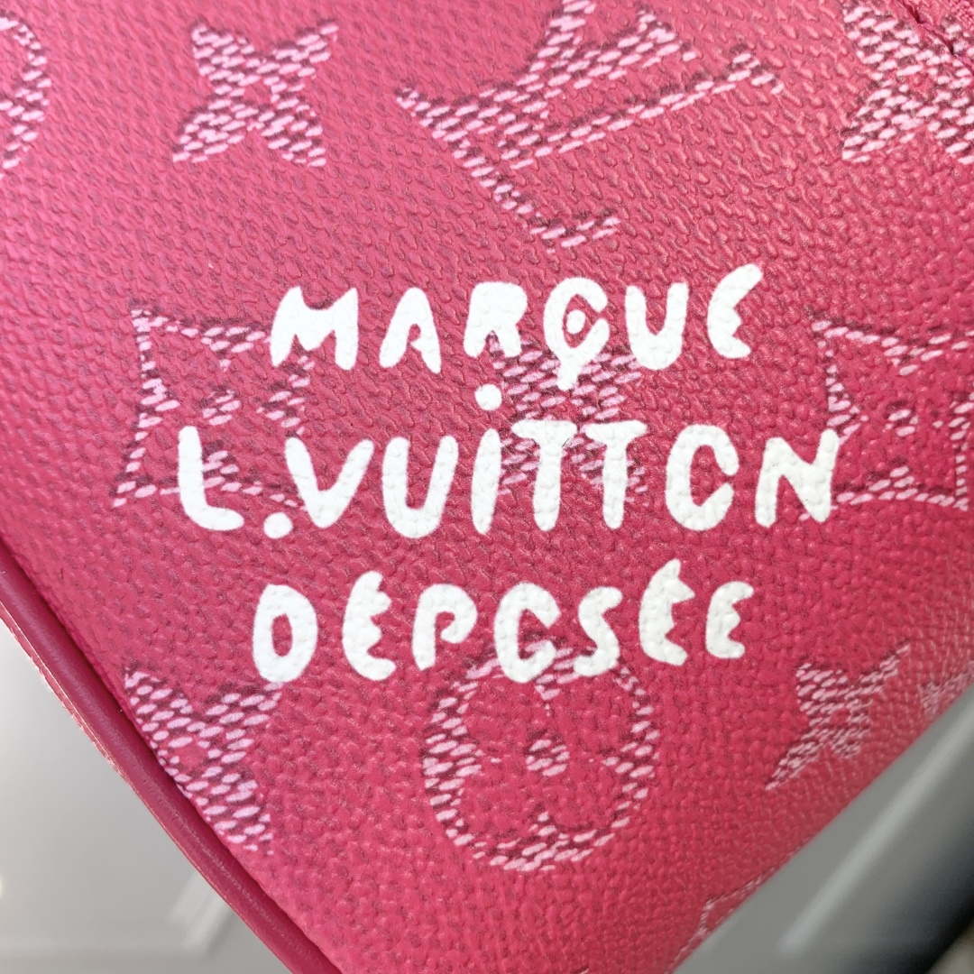 LV M44495 Louis Vuitton Nice Mini Beauty Case Fuchsia