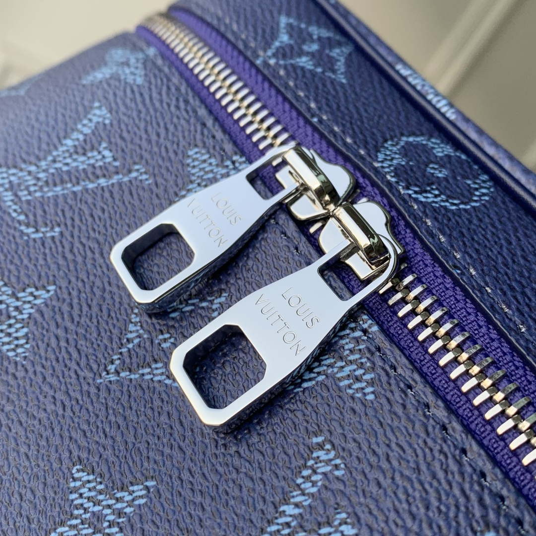 LV M44495 Louis Vuitton Nice Mini Beauty Case Blue