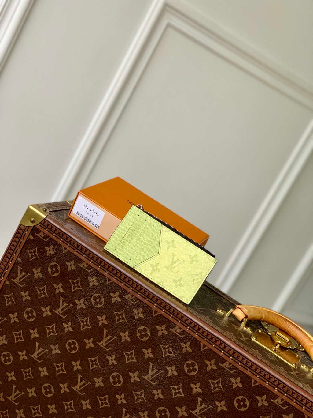 LV M14109 Coin Card Holder Taigarama Lemon Yellow