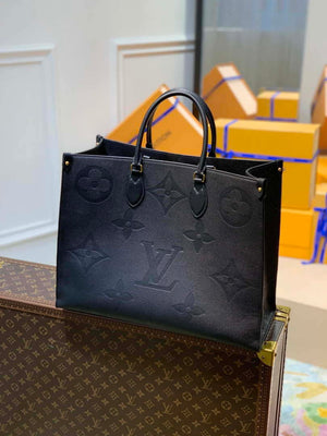 LV M44925 Louis Vuitton Onthego GM Tote Bag - Default Title - View 1