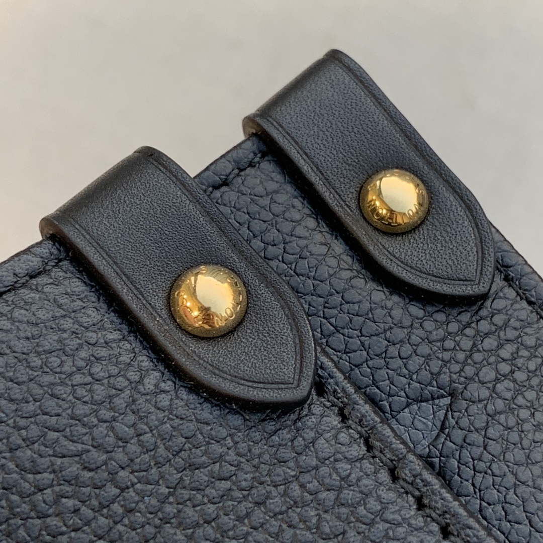 LV M44925 Louis Vuitton Onthego GM Tote Bag - Default Title - View 3